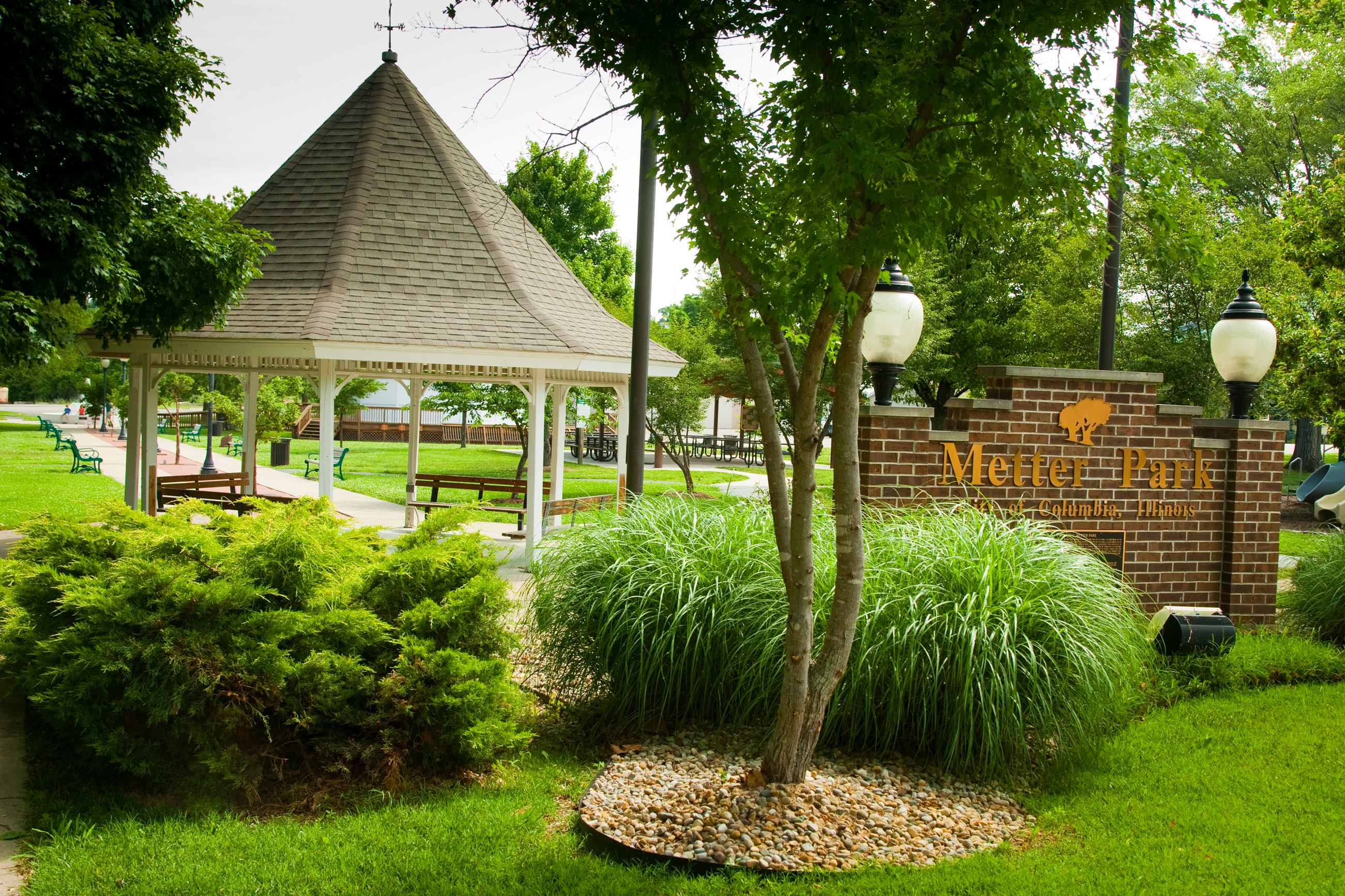 Metter Park Monument